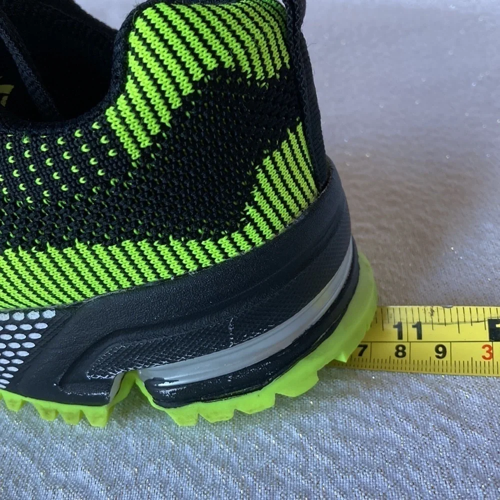 Keep Running green and black athletic comfortable shoes Size 9
